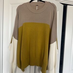 TAG REMOVED. Free People Easy Street Tunic Sweater - Lime Size Medium - EUC